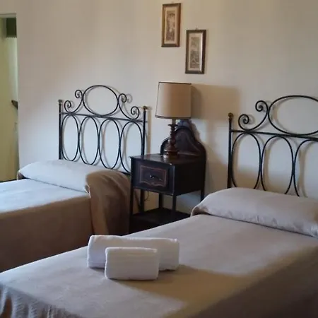 Di Corliano Relais All'ussero * San Giuliano Terme