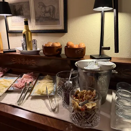 Di Corliano Relais All'ussero * San Giuliano Terme